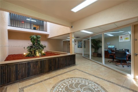 Condominio en venta en Coral Springs, Florida, 2 dormitorios, 86.68 m2 № 1931627 - foto 19