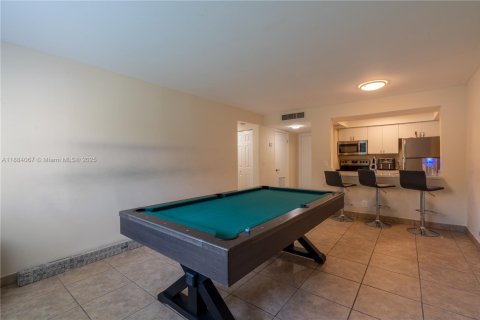 Condominio en venta en Coral Springs, Florida, 2 dormitorios, 86.68 m2 № 1931627 - foto 1
