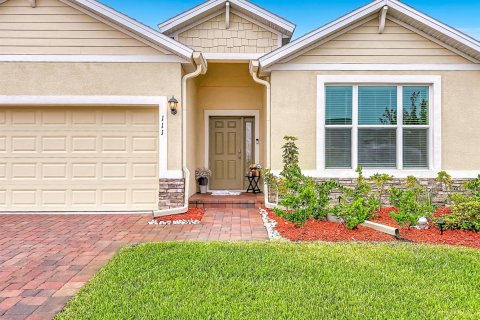 House in Vero Beach, Florida 3 bedrooms, 212.75 sq.m. № 2265453 - photo 10