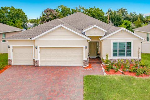 House in Vero Beach, Florida 3 bedrooms, 212.75 sq.m. № 2265453