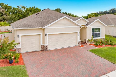 House in Vero Beach, Florida 3 bedrooms, 212.75 sq.m. № 2265453 - photo 6