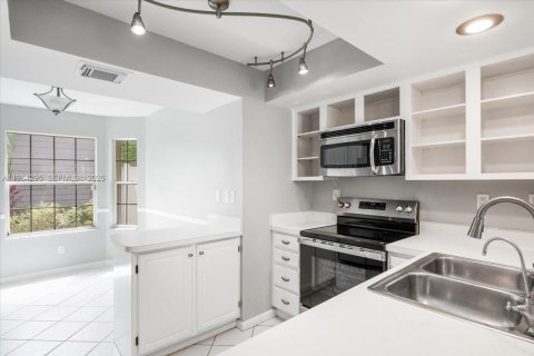 Villa ou maison à vendre à Boca Raton, Floride: 3 chambres, 146.97 m2 № 2045559 - photo 12