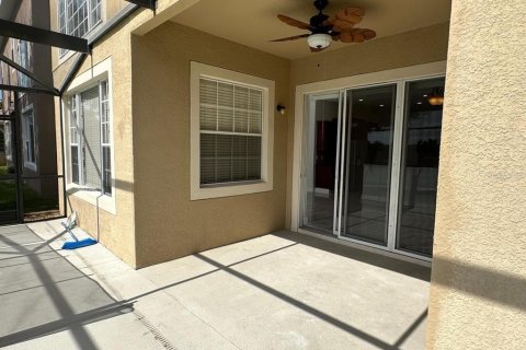 House in Orlando, Florida 5 bedrooms, 270.72 sq.m. № 2219439 - photo 25