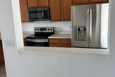 Снять в аренду кондоминиум в Орландо, Флорида 2 спальни, 99.5м2, № 2215574 - фото 4