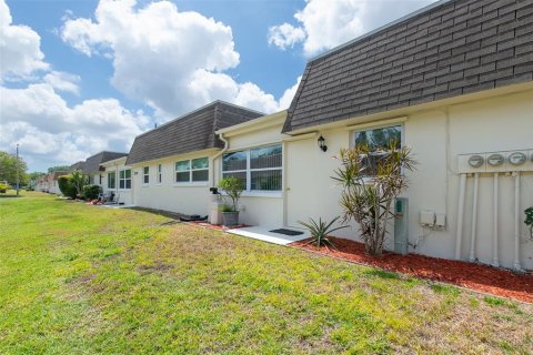 Casa en venta en Pinellas Park, Florida, 1 dormitorio, 83.8 m2 № 2198053 - foto 20
