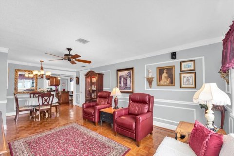 Casa en venta en Pinellas Park, Florida, 1 dormitorio, 83.8 m2 № 2198053 - foto 3