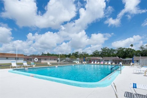 Casa en venta en Pinellas Park, Florida, 1 dormitorio, 83.8 m2 № 2198053 - foto 22