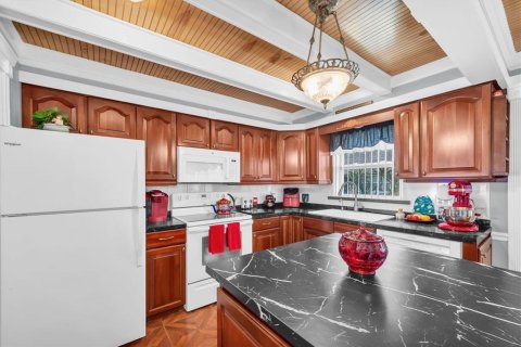 Casa en venta en Pinellas Park, Florida, 1 dormitorio, 83.8 m2 № 2198053 - foto 8