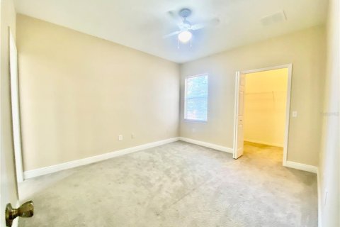 Condo in Winter Garden, Florida, 2 bedrooms № 2391231 - photo 25