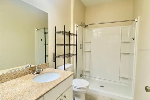 Condo in Winter Garden, Florida, 2 bedrooms № 2391231 - photo 29