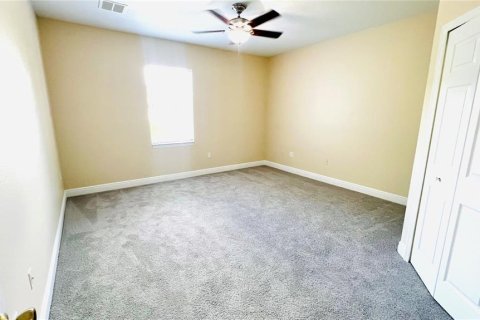 Condo in Winter Garden, Florida, 2 bedrooms № 2391231 - photo 12