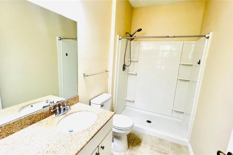 Condo in Winter Garden, Florida, 2 bedrooms № 2391231 - photo 15