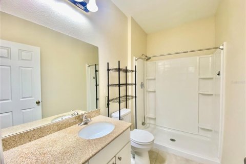 Condo in Winter Garden, Florida, 2 bedrooms № 2391231 - photo 27