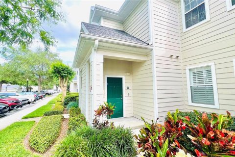 Condo in Winter Garden, Florida, 2 bedrooms № 2391231 - photo 5