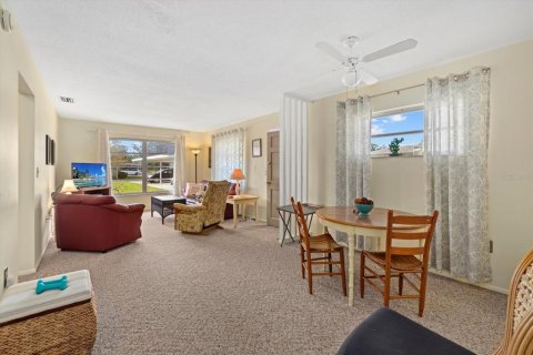 Casa en venta en Sarasota, Florida, 2 dormitorios, 92.16 m2 № 1720883 - foto 5