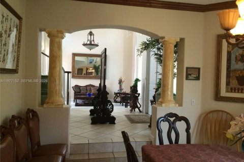 Купить виллу или дом в Мирамар, Флорида 5 спален, 399.02м2, № 2041589 - фото 27