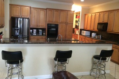 Купить виллу или дом в Мирамар, Флорида 5 спален, 399.02м2, № 2041589 - фото 20