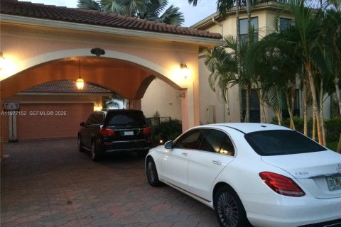Купить виллу или дом в Мирамар, Флорида 5 спален, 399.02м2, № 2041589 - фото 5
