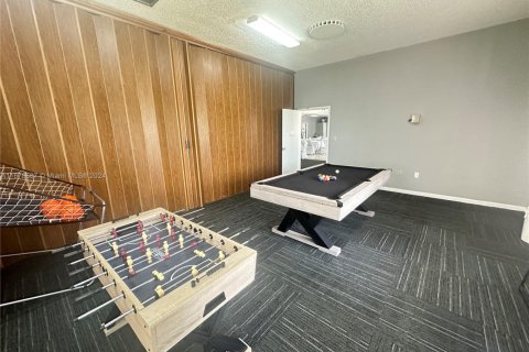 Condo in North Lauderdale, Florida, 2 bedrooms  № 1952910 - photo 21