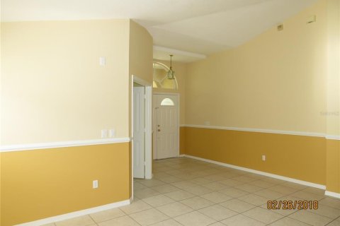 House in Tampa, Florida 4 bedrooms, 244.61 sq.m. № 2217452 - photo 5