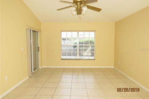 House in Tampa, Florida 4 bedrooms, 244.61 sq.m. № 2217452 - photo 13