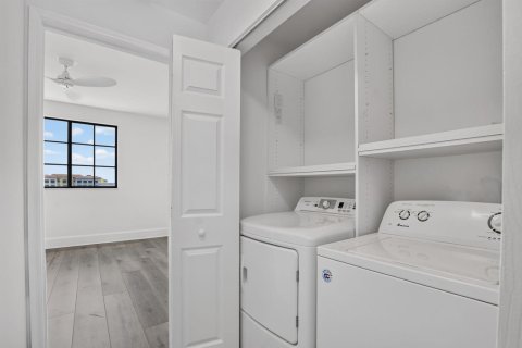 Copropriété à louer à Boca Raton, Floride: 2 chambres, 99.68 m2 № 2243427 - photo 15