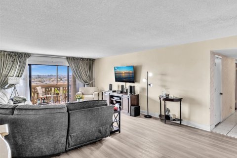 Copropriété à vendre à Miami, Floride: 2 chambres, 136.57 m2 № 1874592 - photo 7