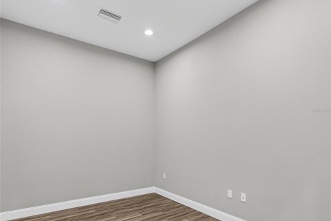 Immobilier commercial à louer à Seffner, Floride № 2157321 - photo 21