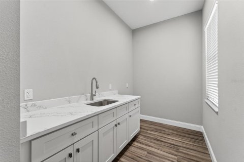 Immobilier commercial à louer à Seffner, Floride № 2157321 - photo 26