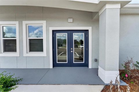 Immobilier commercial à louer à Seffner, Floride № 2157321 - photo 2