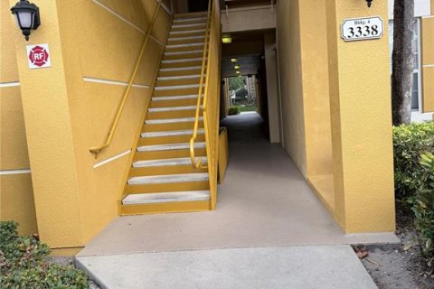 Condo in Orlando, Florida, 3 bedrooms  № 2212437 - photo 28