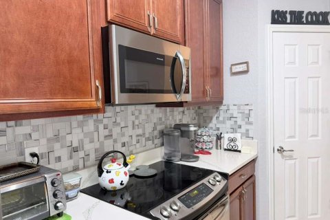 Condo in Orlando, Florida, 3 bedrooms  № 2212437 - photo 14