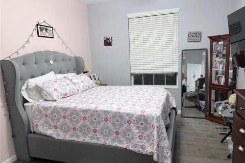 Condo in Orlando, Florida, 3 bedrooms  № 2212437 - photo 19