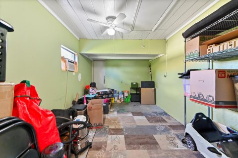 Villa ou maison à vendre à Port St. Lucie, Floride: 3 chambres, 132.01 m2 № 2181329 - photo 18