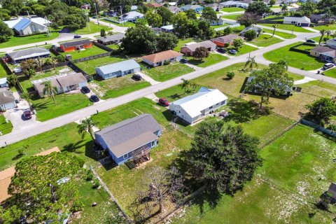 Villa ou maison à vendre à Port St. Lucie, Floride: 3 chambres, 132.01 m2 № 2181329 - photo 24