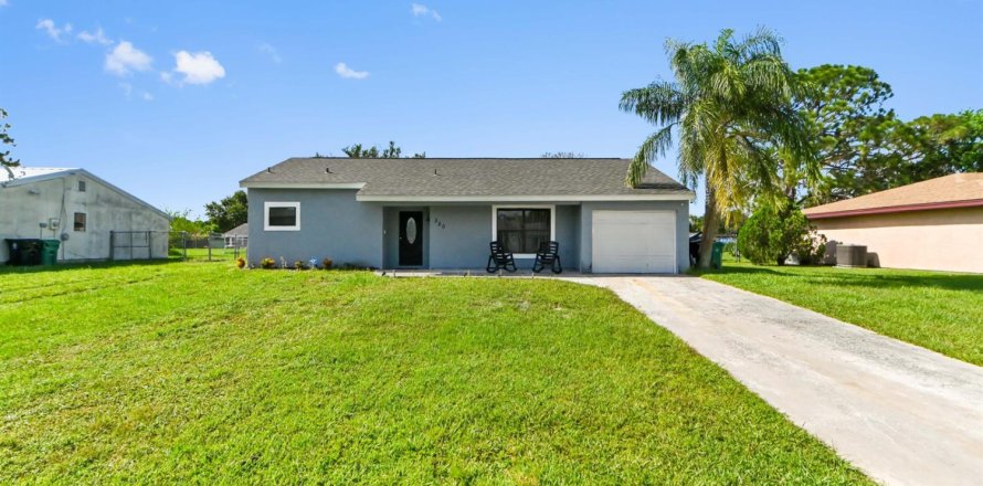 Villa ou maison à Port St. Lucie, Floride 3 chambres, 132.01 m2 № 2181329