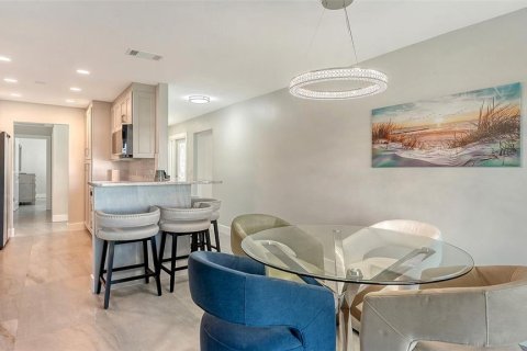Снять в аренду виллу или дом в Сарасота, Флорида 3 комнаты, 117.43м2, № 2094492 - фото 14