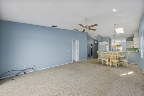 House in Bradenton, Florida 2 bedrooms, 114.83 sq.m. № 2204430 - photo 10