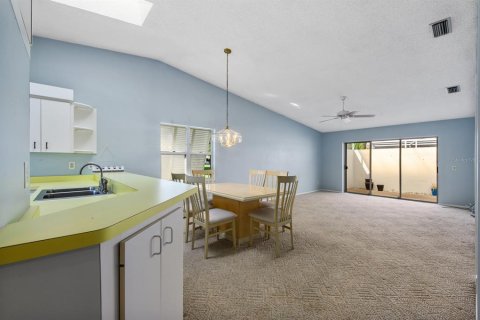 House in Bradenton, Florida 2 bedrooms, 114.83 sq.m. № 2204430 - photo 15
