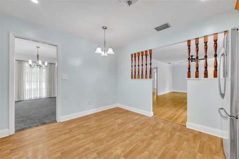 Casa en venta en Mount Dora, Florida, 3 dormitorios, 175.59 m2 № 1812952 - foto 14