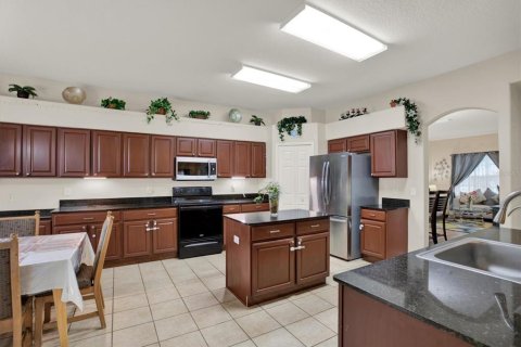 Villa ou maison à vendre à Wesley Chapel, Floride: 6 chambres, 278.52 m2 № 2120825 - photo 11