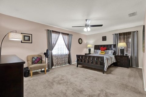 Villa ou maison à vendre à Wesley Chapel, Floride: 6 chambres, 278.52 m2 № 2120825 - photo 25