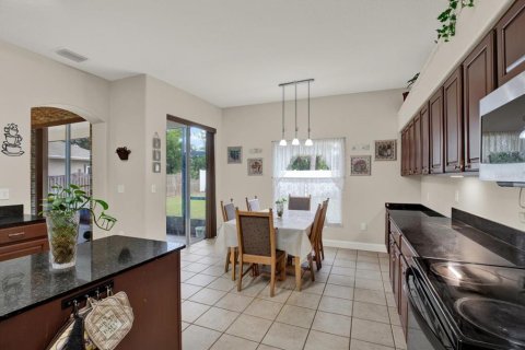 Villa ou maison à vendre à Wesley Chapel, Floride: 6 chambres, 278.52 m2 № 2120825 - photo 14