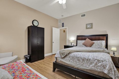 Villa ou maison à vendre à Wesley Chapel, Floride: 6 chambres, 278.52 m2 № 2120825 - photo 20