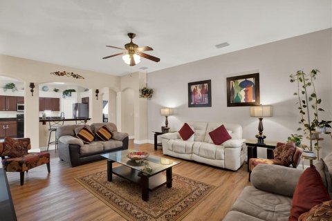 Villa ou maison à vendre à Wesley Chapel, Floride: 6 chambres, 278.52 m2 № 2120825 - photo 18