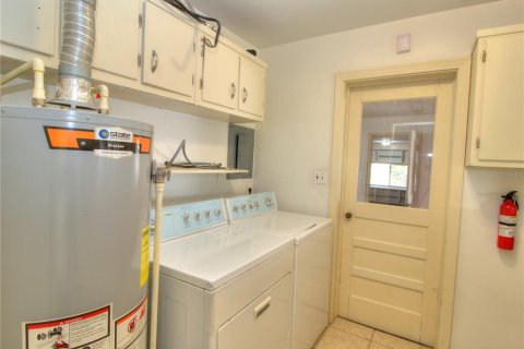 Casa en venta en Ocala, Florida, 4 dormitorios, 348.01 m2 № 1536692 - foto 12