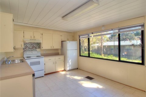 Casa en venta en Ocala, Florida, 4 dormitorios, 348.01 m2 № 1536692 - foto 8