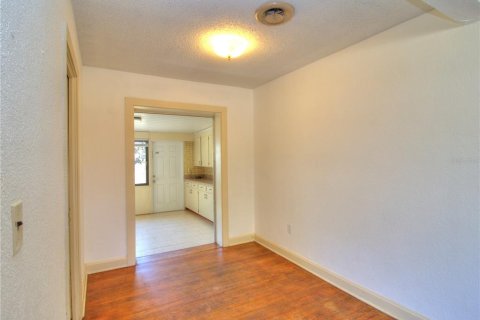 Casa en venta en Ocala, Florida, 4 dormitorios, 348.01 m2 № 1536692 - foto 7