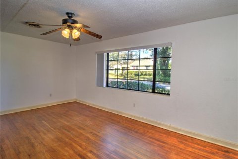 Casa en venta en Ocala, Florida, 4 dormitorios, 348.01 m2 № 1536692 - foto 5