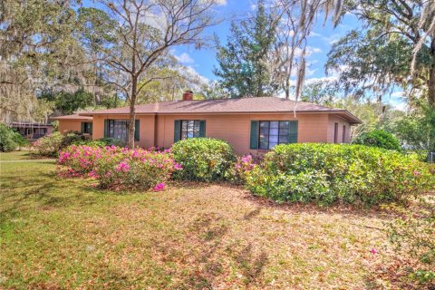 Casa en venta en Ocala, Florida, 4 dormitorios, 348.01 m2 № 1536692 - foto 2